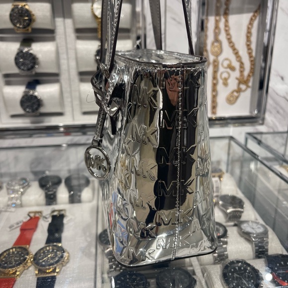 MICHAEL KORS Jet Set Extra-Small Patent Logo Debossed Convertible TZ Tote
Silver - Picture 14 of 16